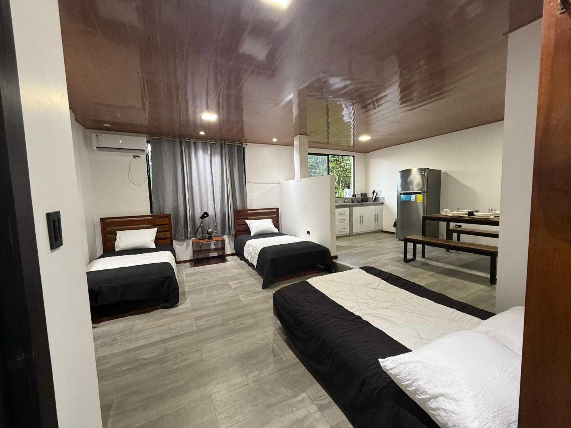 Bunker593 Inn เตนา ภายนอก รูปภาพ